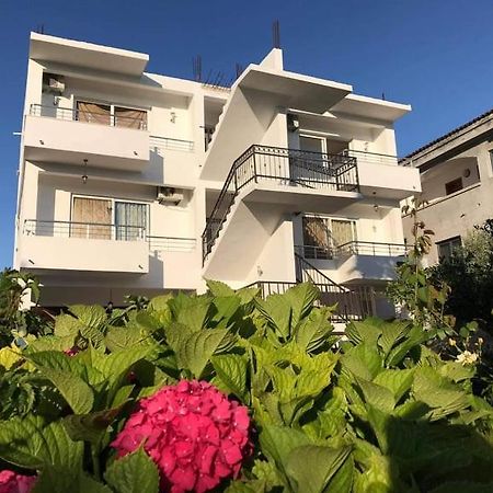 B&B Lovac Hasa 2 Ulcinj Eksteriør bilde