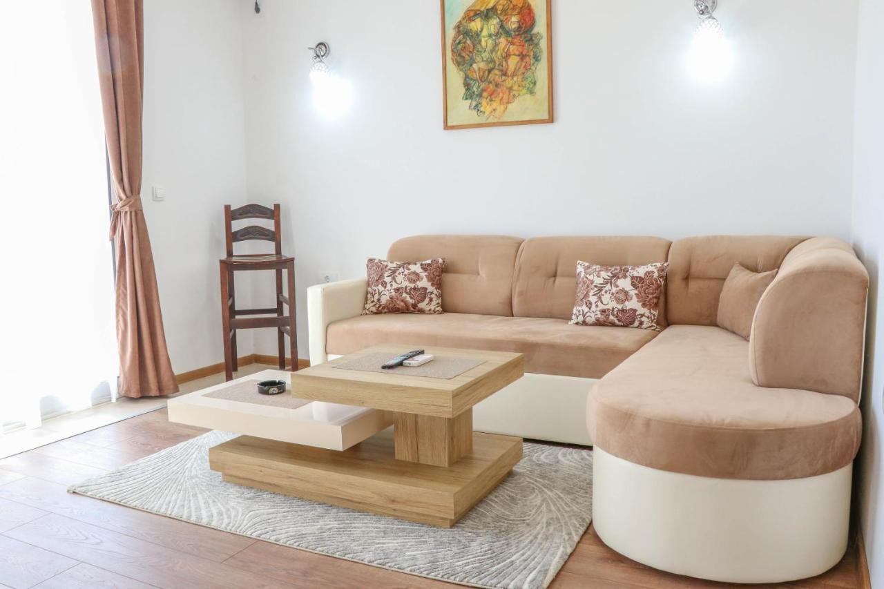 B&B Lovac Hasa 2 Ulcinj Eksteriør bilde